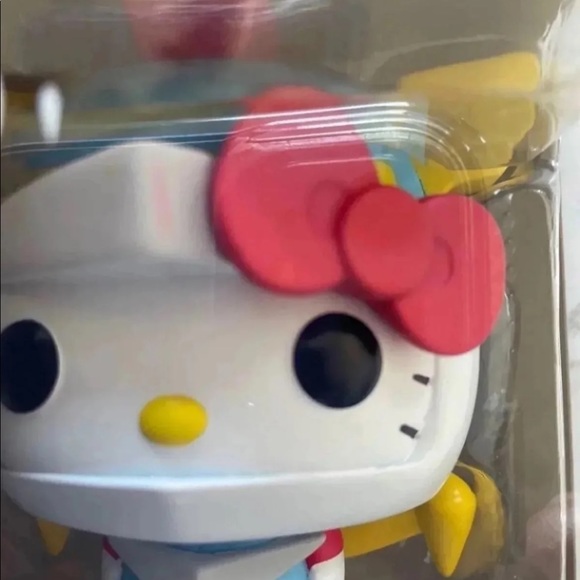 Hello Kitty Funko Pop Robot 39 - Picture 6 of 12